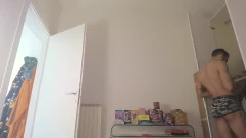 Snapshot of magicsempai chatting on 02-21-25, 12:17 Magicsempai online show from 02-21-25, 12:17