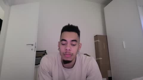 Snapshot of magicsempai chatting on 02-28-25, 11:36 Magicsempai online show from 02-28-25, 11:36