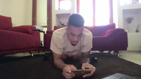 Snapshot of magicsempai chatting on 11-04-25, 12:04 Magicsempai online show from 11-04-25, 12:04