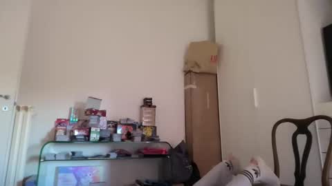 Snapshot of magicsempai chatting on 11-11-25, 01:11 Magicsempai online show from 11-11-25, 01:11