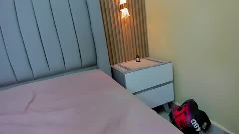 magievans1 online show from 02-14-25, 04:20