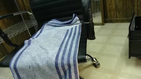 Snapshot of magnum8x7 chatting on 09-17-25, 03:19 magnum8x7 online show from 09-17-25, 03:19