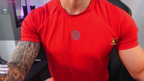 Snapshot of magnus_savage chatting on 09-11-25, 04:40 If you want me to use the Lovense please let me know  --    online show from 09-11-25, 04:40