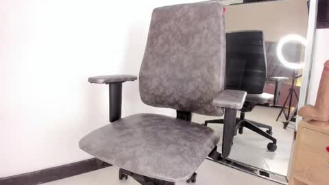 maia_520 online show from 03-03-26, 06:36