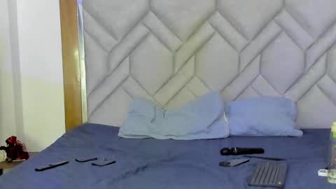 Maia Stark online show from 02-28-25, 06:43