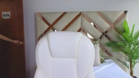 Maiaa Ruiz  online show from 03-10-25, 01:21