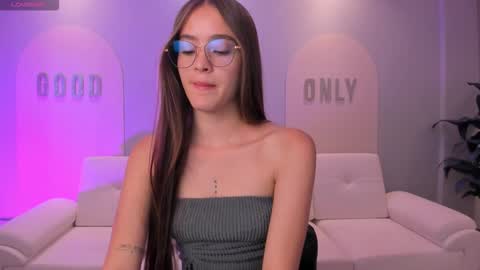  Maia  online show from 09-09-25, 06:18