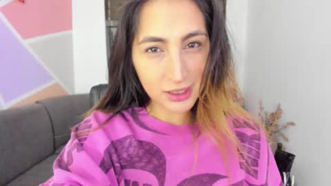   online show from 10-10-25, 12:53