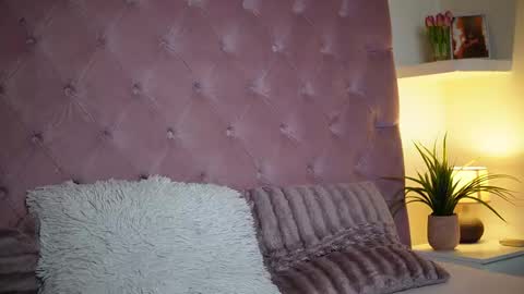  Maia  online show from 03-13-26, 06:58