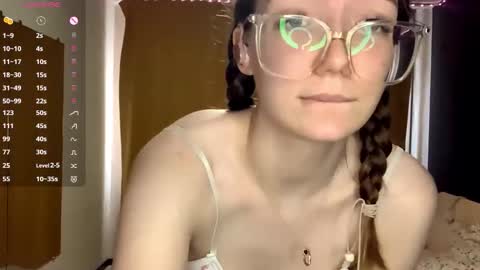 Elina online show from 10-29-25, 08:16