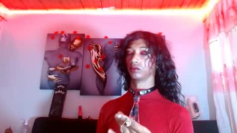 Snapshot of maidi_hot chatting on 02-27-25, 02:10 Bella Maidi online show from 02-27-25, 02:10