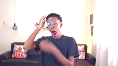 I am Maik online show from 01-28-25, 01:38