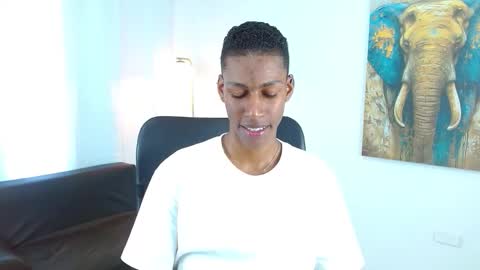 Snapshot of maiki18 chatting on 01-17-26, 08:56 I am Maik online show from 01-17-26, 08:56