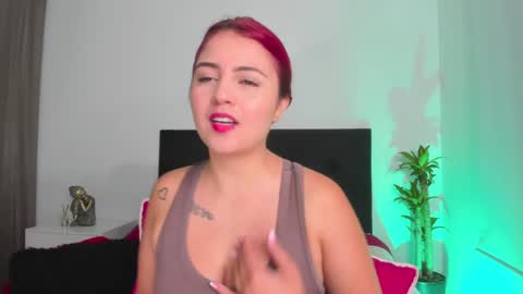 Mailyn online show from 12-13-24, 02:43