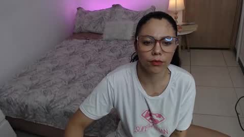 Snapshot of mailywindsor chatting on 01-05-25, 11:59 Maily online show from 01-05-25, 11:59