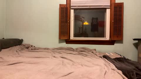 mainecollegeboy online show from 03-05-25, 04:56