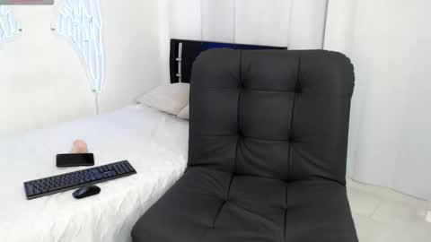 maison_xmed online show from 03-24-26, 11:54