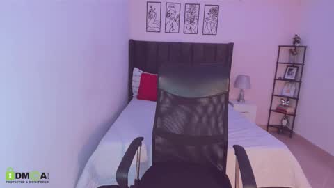 Maite online show from 10-29-25, 03:31