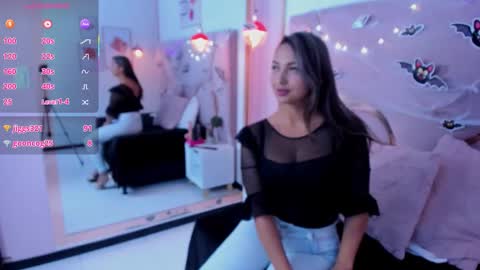 maiyajoness online show from 10-25-25, 04:20