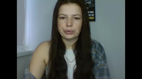 Snapshot of make_mesmile chatting on 02-16-26, 06:42 make_mesmile online show from 02-16-26, 06:42