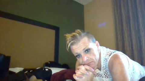 Snapshot of makeitrain904 chatting on 02-28-26, 12:28 makeitrain904 online show from 02-28-26, 12:28