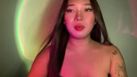 Snapshot of makemesquirt_xxx chatting on 06-22-26, 01:51 KEANA online show from 06-22-26, 01:51