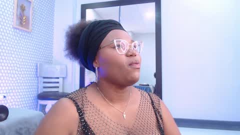 makena online show from 02-07-25, 03:23