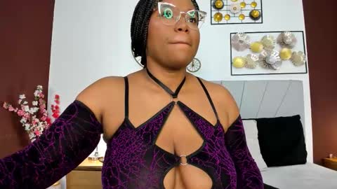 makena online show from 09-20-25, 03:51