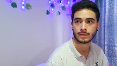 Snapshot of makenzy_darly chatting on 01-02-25, 06:12 Makenzy darly online show from 01-02-25, 06:12