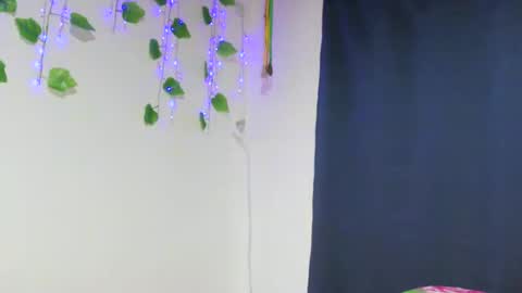 Snapshot of makenzy_darly chatting on 01-04-25, 03:18 Makenzy darly online show from 01-04-25, 03:18