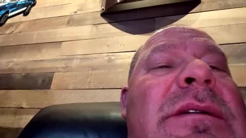 makeyousquirt1969 online show from 11-02-25, 07:22