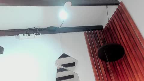 Snapshot of makonneen chatting on 01-09-25, 11:45 Makonnen online show from 01-09-25, 11:45