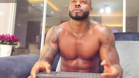 Snapshot of makonneen chatting on 02-21-25, 08:51 Makonnen online show from 02-21-25, 08:51