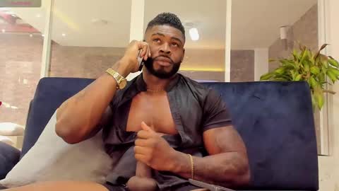 Snapshot of makonneen chatting on 02-26-25, 09:27 Makonnen online show from 02-26-25, 09:27