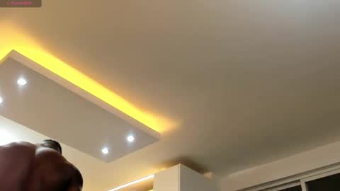 Snapshot of makonneen chatting on 02-27-25, 12:32 Makonnen online show from 02-27-25, 12:32