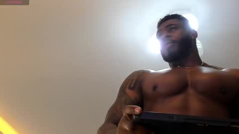 Snapshot of makonneen chatting on 03-10-25, 08:59 Makonnen online show from 03-10-25, 08:59