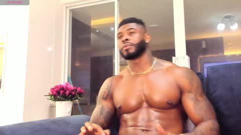 Snapshot of makonneen chatting on 03-11-25, 06:53 Makonnen online show from 03-11-25, 06:53