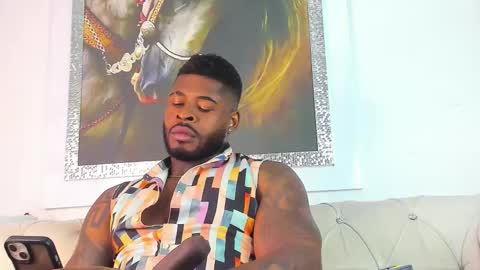 Snapshot of makonneen chatting on 10-08-25, 02:53 Makonnen online show from 10-08-25, 02:53