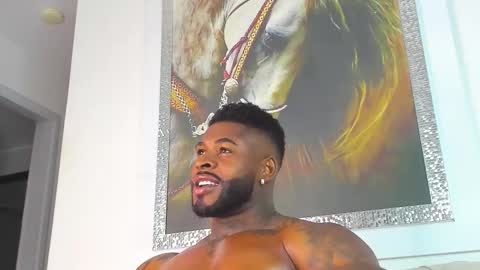 Snapshot of makonneen chatting on 10-10-25, 09:08 Makonnen online show from 10-10-25, 09:08