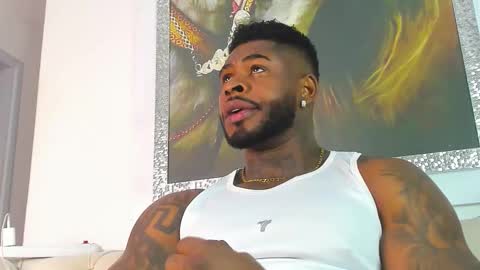 Snapshot of makonneen chatting on 10-12-25, 06:34 Makonnen online show from 10-12-25, 06:34