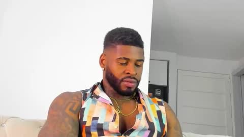 Snapshot of makonneen chatting on 11-18-25, 05:34 Makonnen online show from 11-18-25, 05:34