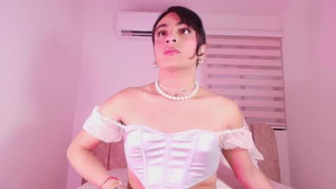 Snapshot of malaia_thompson_ chatting on 06-06-26, 11:59 malaia thompson online show from 06-06-26, 11:59
