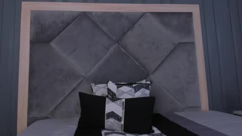 Snapshot of malaikah_colette chatting on 02-26-25, 12:16 Malaikah online show from 02-26-25, 12:16