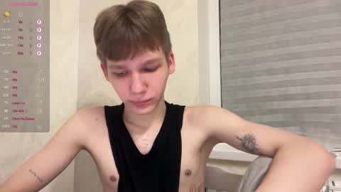 Snapshot of malcolm_yang chatting on 12-09-24, 02:06 Tom and Mark 3 online show from 12-09-24, 02:06