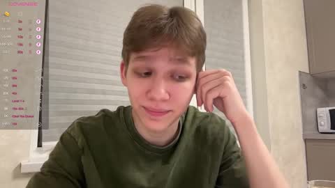 Snapshot of malcolm_yang chatting on 12-13-24, 12:31 Tom and Mark 3 online show from 12-13-24, 12:31