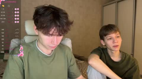 Snapshot of malcolm_yang chatting on 12-13-24, 05:21 Tom and Mark 3 online show from 12-13-24, 05:21