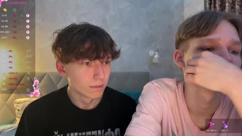 Snapshot of malcolm_yang chatting on 01-11-25, 06:12 Tom and Mark 3 online show from 01-11-25, 06:12