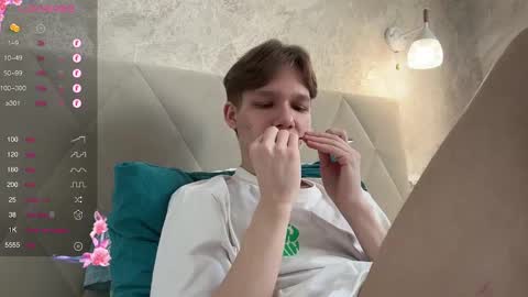 Snapshot of malcolm_yang chatting on 02-07-25, 10:08 Tom and Mark 3 online show from 02-07-25, 10:08