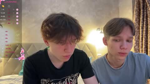 Snapshot of malcolm_yang chatting on 02-07-25, 04:46 Tom and Mark 3 online show from 02-07-25, 04:46