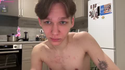 Snapshot of malcolm_yang chatting on 02-16-25, 10:54 Tom and Mark 3 online show from 02-16-25, 10:54